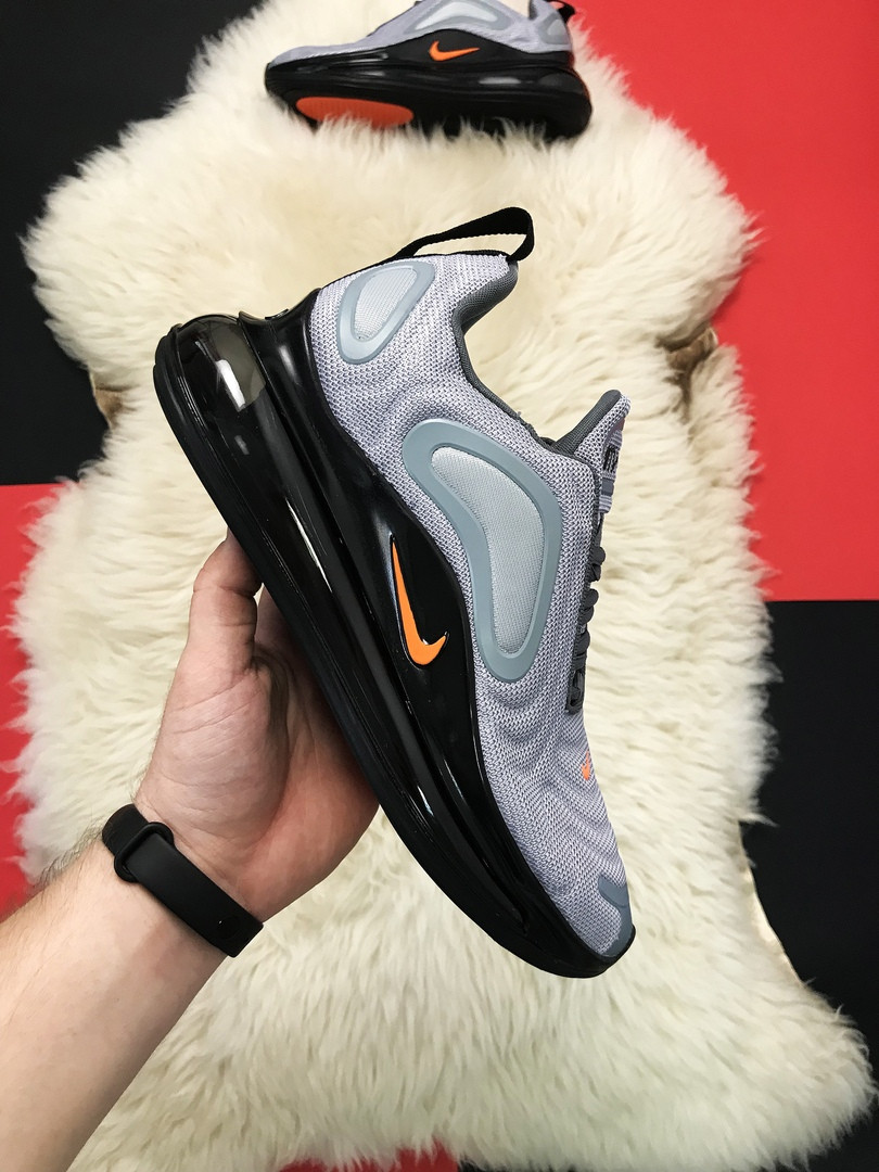 

Nike Air Max 720 Gray Black (Серый)