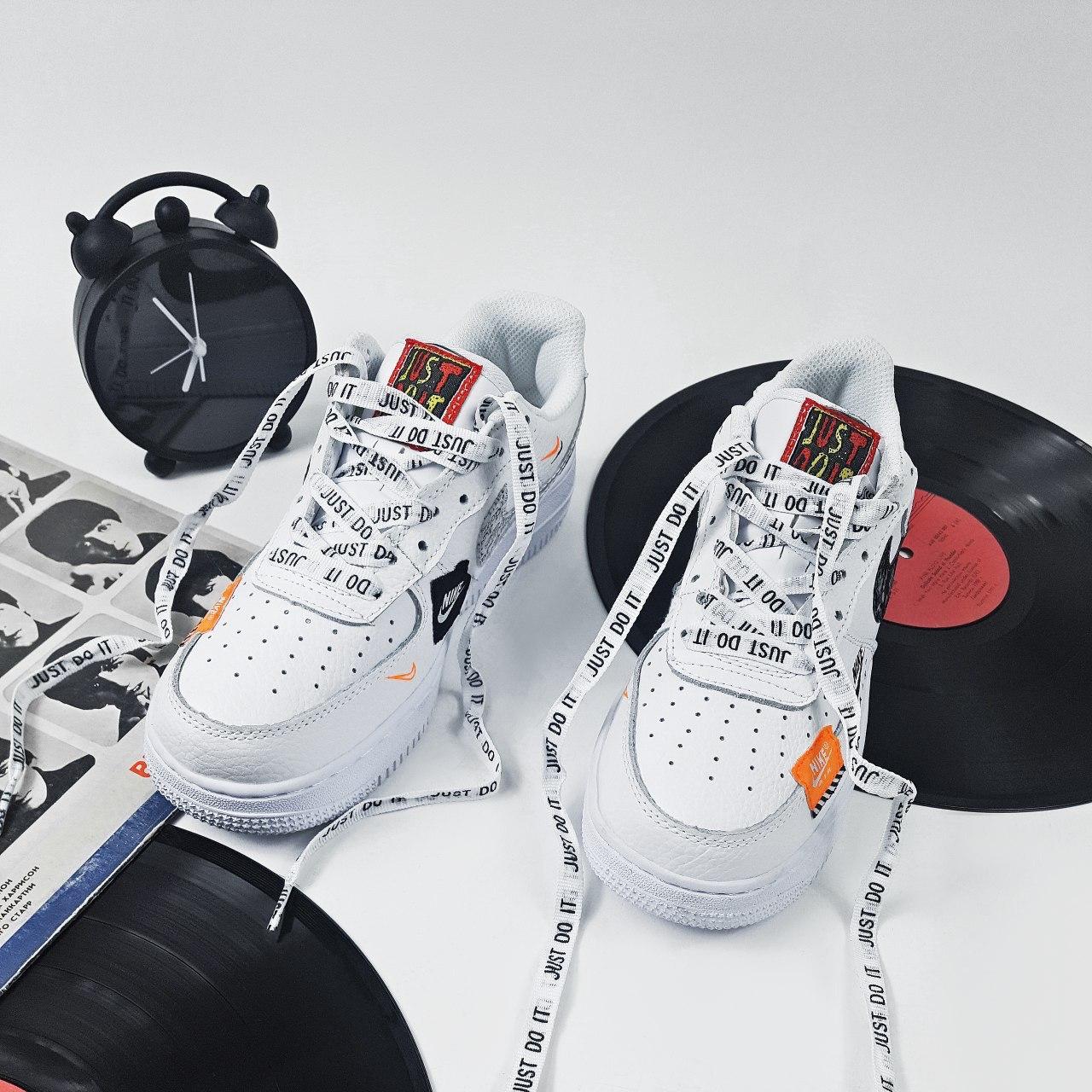 

Женские кроссовки Nike Air Force 1 Just Do It Pac White / Найк Аир Форс 1 Белые 39