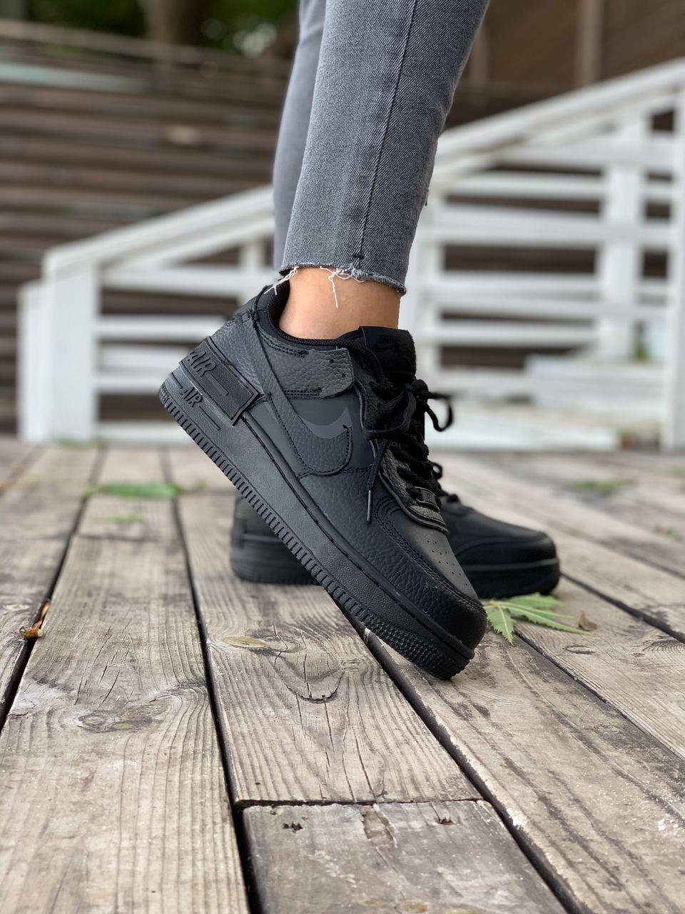 

Женские кроссовки Nike Air Force 1 Low Black / Найк Аир Форс 1 Low Черные 37, Черный