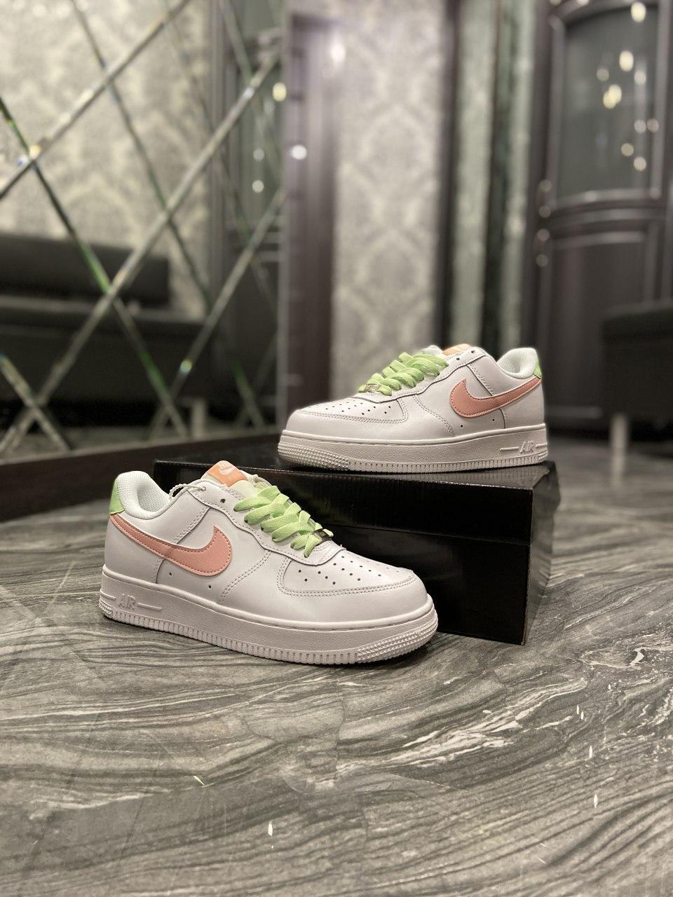 

Женские кроссовки Nike Air Force 1 Low White Pink / Найк Аир Форс 1 Low Белые Розовые 39, Белый