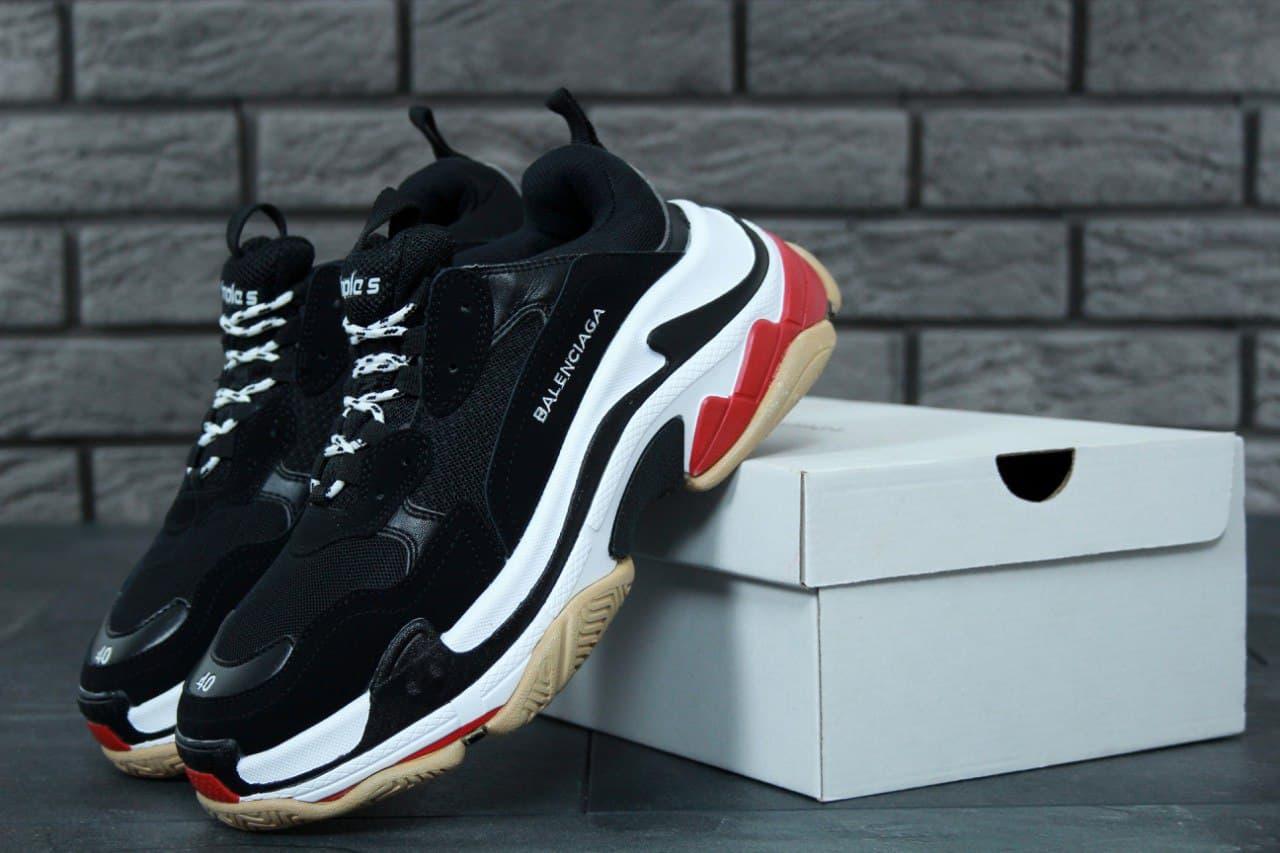 

Женские кроссовки Balenciaga Triple S Black White Red / Баленсиага Трипл С Черные Белые Красные, Черный