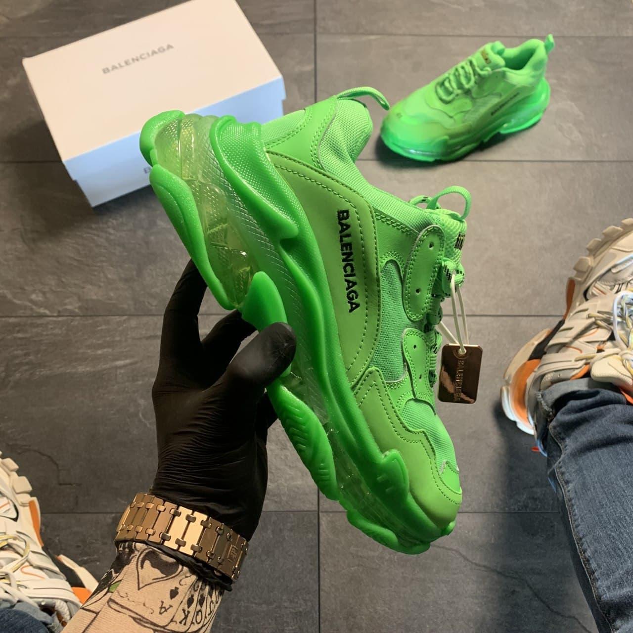 

Женские кроссовки Balenciaga Triple S Clear Sole Green Neon / Баленсиага Трипл С Зеленые 39, Зелёный