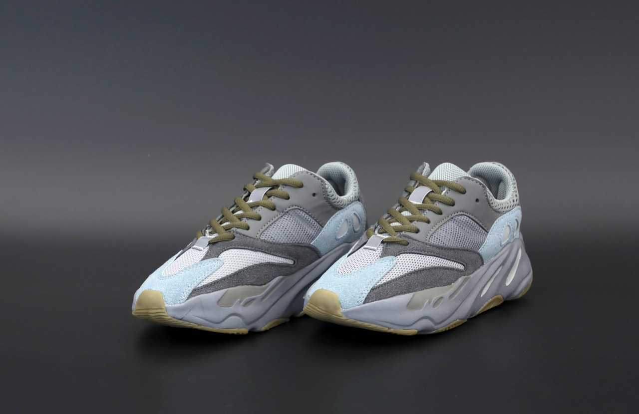 

Женские серые Кроссовки Adidas Yeezy Boost 700 38, Серый