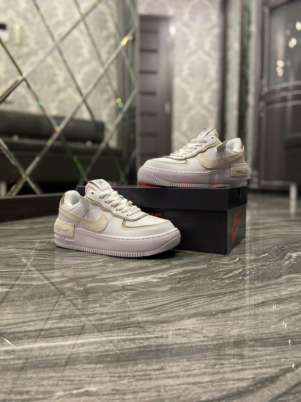 

Женские кроссовки Nike Air Force Shadow White / Найк Аир Форс Шадоу Белые 40, Белый