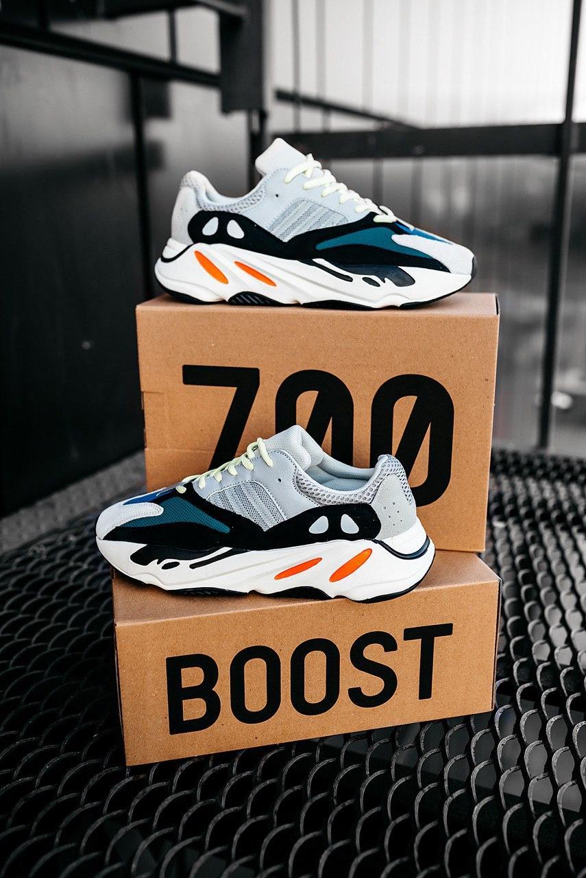 

Мужские кроссовки Adidas Yeezy Boost 700 v2 Wave Runner Solid / Адидас Изи 700 в2 Вейв Ранер 44, Разные цвета