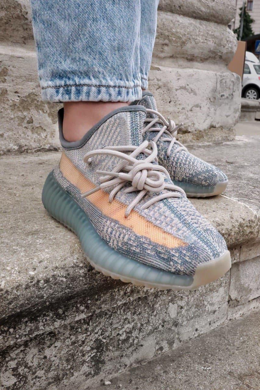 

Женские кроссовки Adidas Yeezy Boost 350 V2 Israfil / Адидас Изи Буст 350 в2 Исрафил Серые 41, Серый