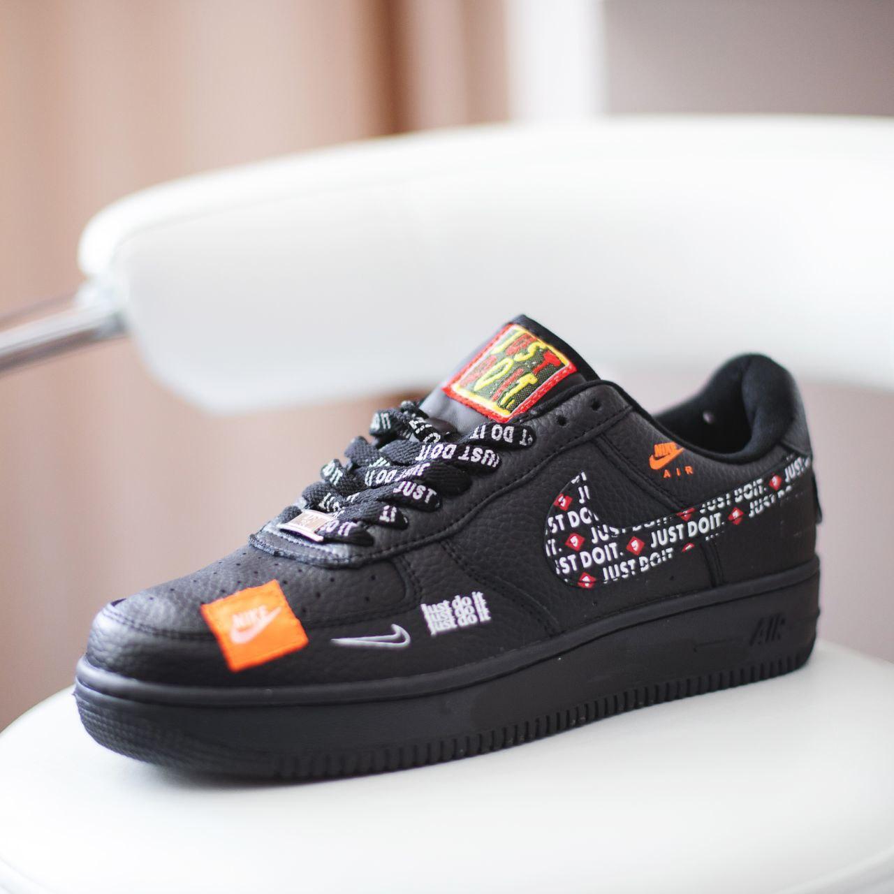 

Мужские кроссовки Nike Air Force 1 'Just Do It Pack' Black Orange / Найк Аир Форс 1 Черные Оранжевые 43, Черный