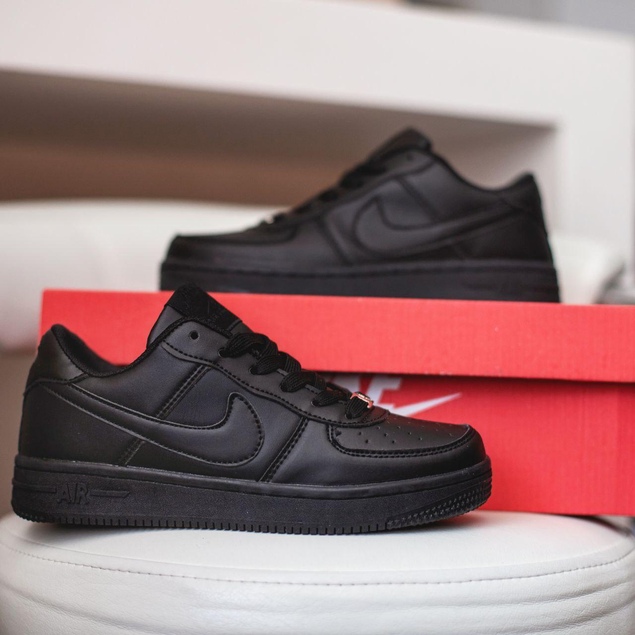 

Мужские кроссовки Nike Air Force AF-1 Black / Найк Аир Форс АФ-1 Черные 45, Черный