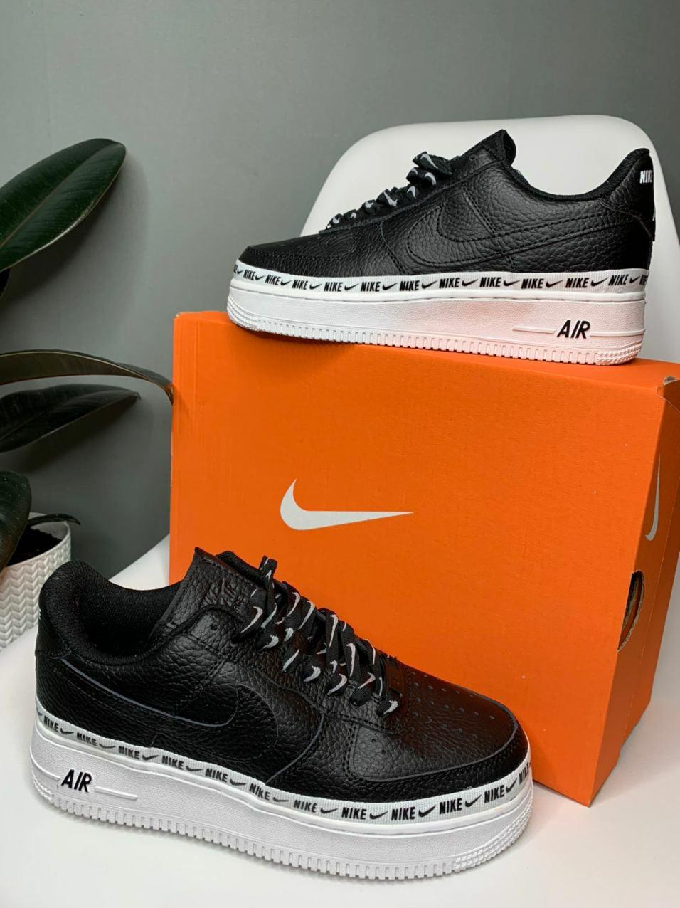 

Женские кроссовки Nike Air Force AF-1 Black White / Найк Аир Форс АФ-1 Черные Белые 38, Черно-белый