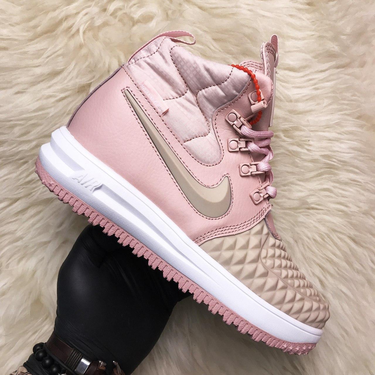 

Женские кроссовки Nike Lunar Force 1 Duckboot 17 Pink / Найк Лунар Форс 1 Дакбут 17 Розовые, Розовый