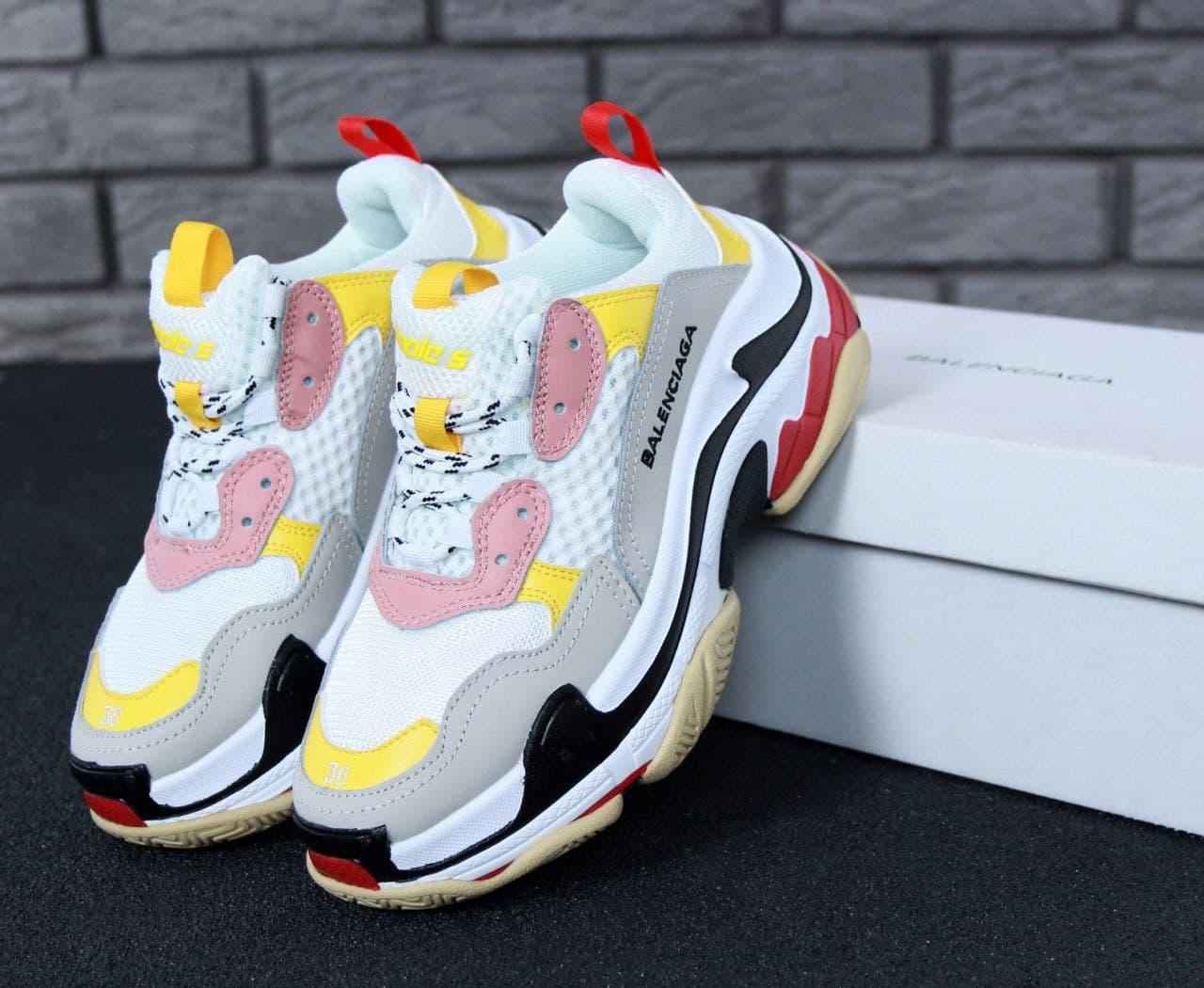 

Женские кроссовки Balenciaga Triple S Multicolor / Баленсиага Трипл С Разноцветные, Разные цвета