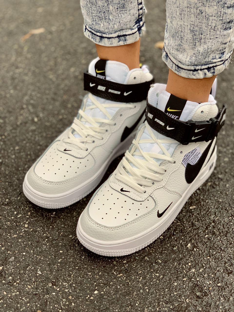 

Женские зимние кроссовки Nike Air Force 1 High White Black / Найк Аир Форс 1 Высокие Белые Черные 38, Белый