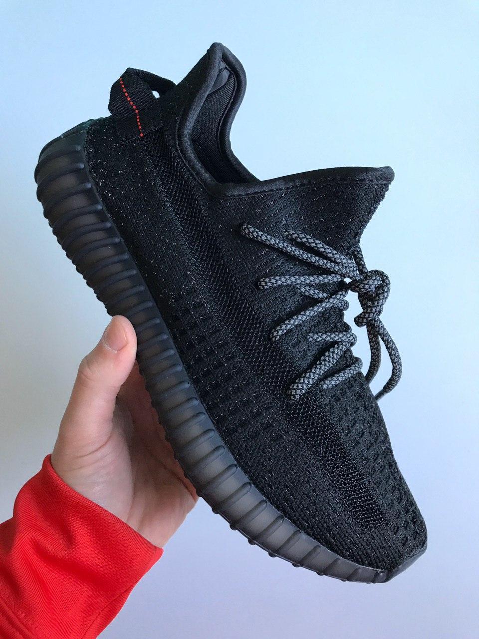 

Мужские кроссовки Adidas Yeezy Boost 350 V2 Black / Адидас Изи Буст 350 В2 Черные 43, Черный