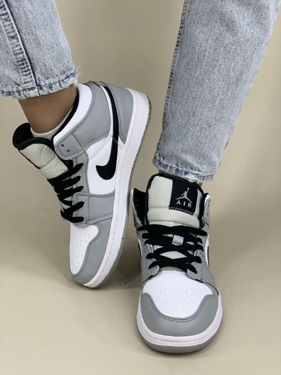 

Женские кроссовки Nike Air Jordan 1 Retro High Black Grey White / Найк Аир Джордан 1 Ретро Черные Белые Серые, Черный