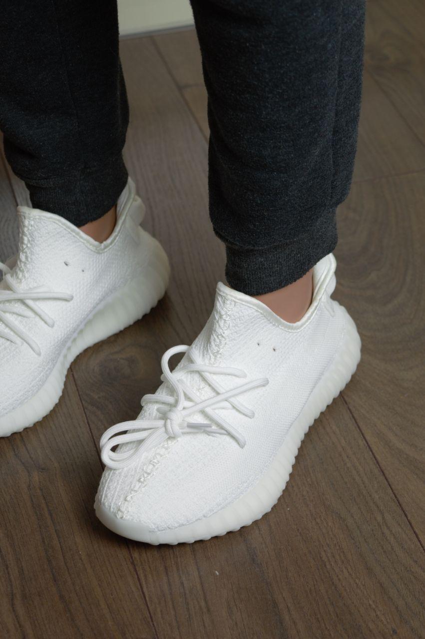 

Женские кроссовки AdidasYeezy Boost 350 v2 WHITE/Адидас Изи Буст 350 в2 Вайт, Белый