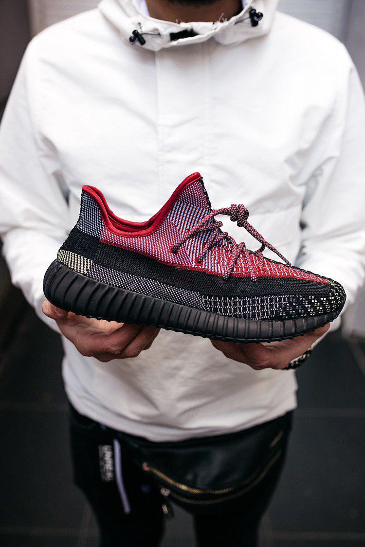 

Женские черные Кроссовки Adidas Yeezy Boost 350, Черный