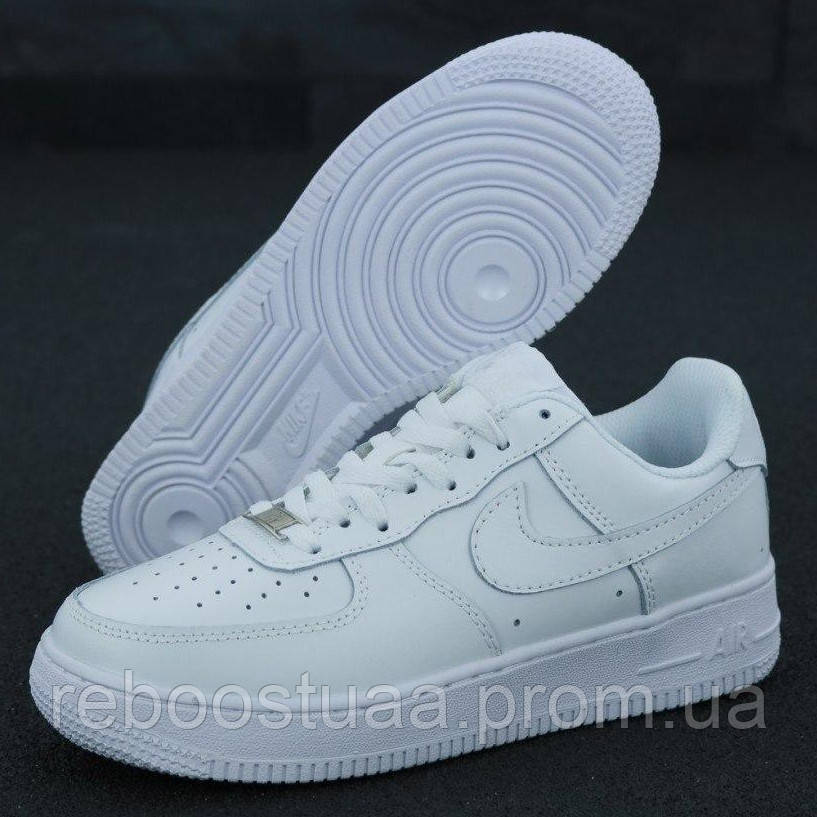 

Чоловічі кросівки в стилі Nike Air Force 1 Low, натуральна шкіра, білий, В'єтнам 42, Белый