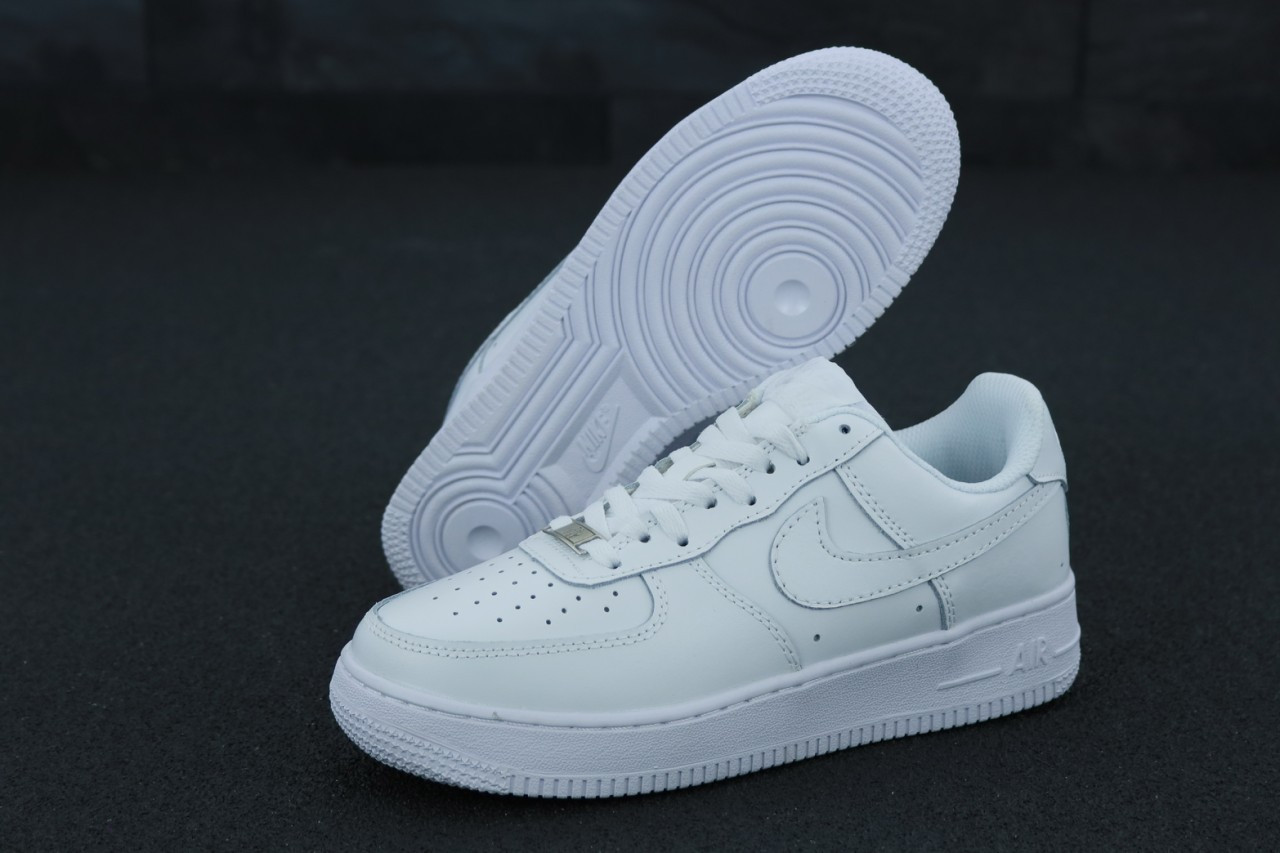 

Мужские кроссовки Nike Air Force 1 Low Classic белые, Белый