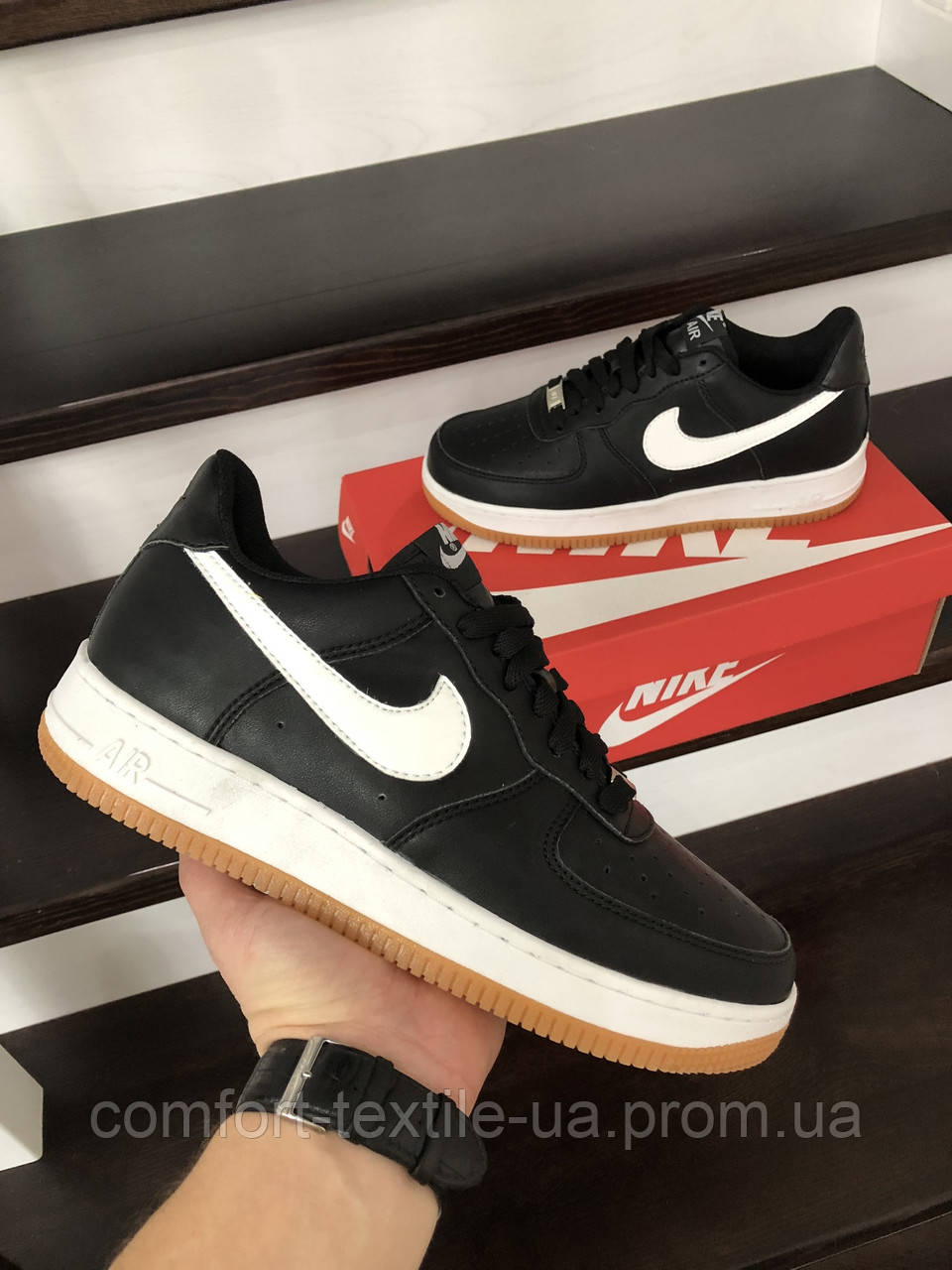 

Чоловічі кросівки 10284 Nike Air Force Af 1 чорні з білим\коричневі + Безкоштовна доставка 44, Черно-белый