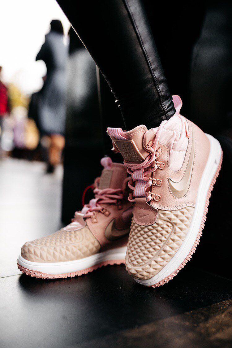 

Женские кроссовки Nike Dukboot 17 Pink / Найк Дакбут Розовые 40, Розовый