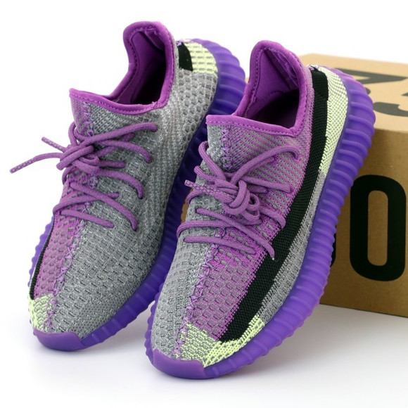 

Женские кроссовки в стиле Adidas Yeezy 350 BOOST, фиолетовый, черный, серый, рефлектив, Вьетнам 40 (КД-4