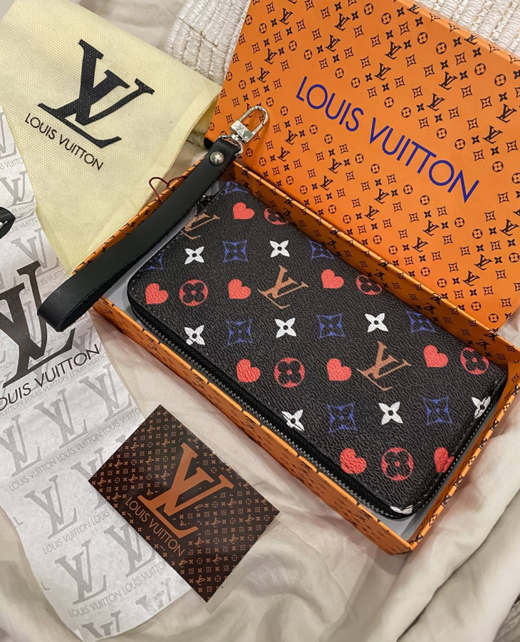 

Женский кошелек реплика Louis Vuitton LV Луис Витон, Разные цвета