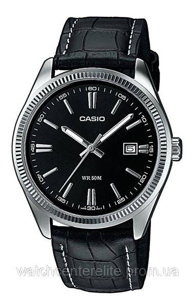 

Мужские наручные кварцевые часы CASIO MTP-1302L-1AVEF