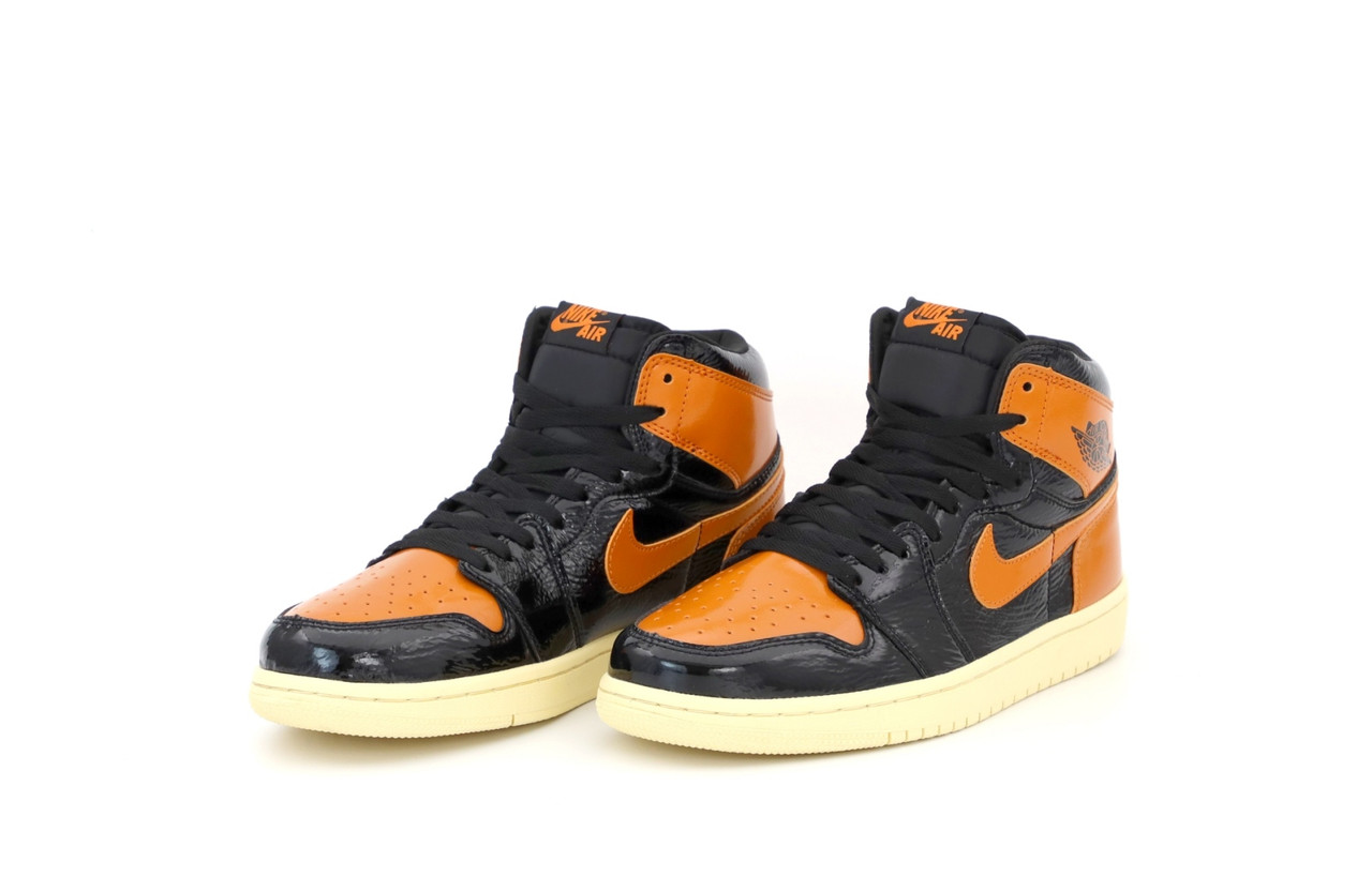 

Мужские высокие Кроссовки Nike Air Jordan 1 Retro, Черный
