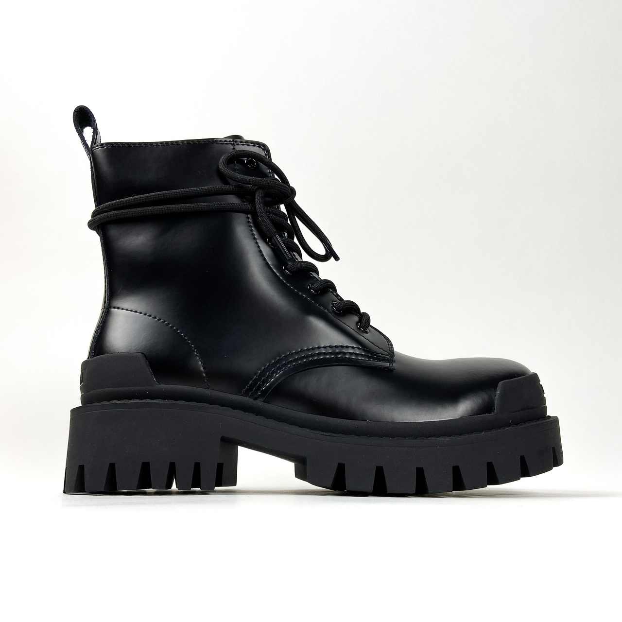 

Женские кроссовки Balenciaga Boots Черные, РАЗМЕР: 36|37|38|39|40 В НАЛИЧИИ, Черный