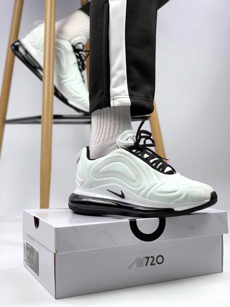 

Белые кроссовки на баллоне Nike Air Max 720 White (Найк Аир Макс 720) женские и мужские размеры 44, Белый