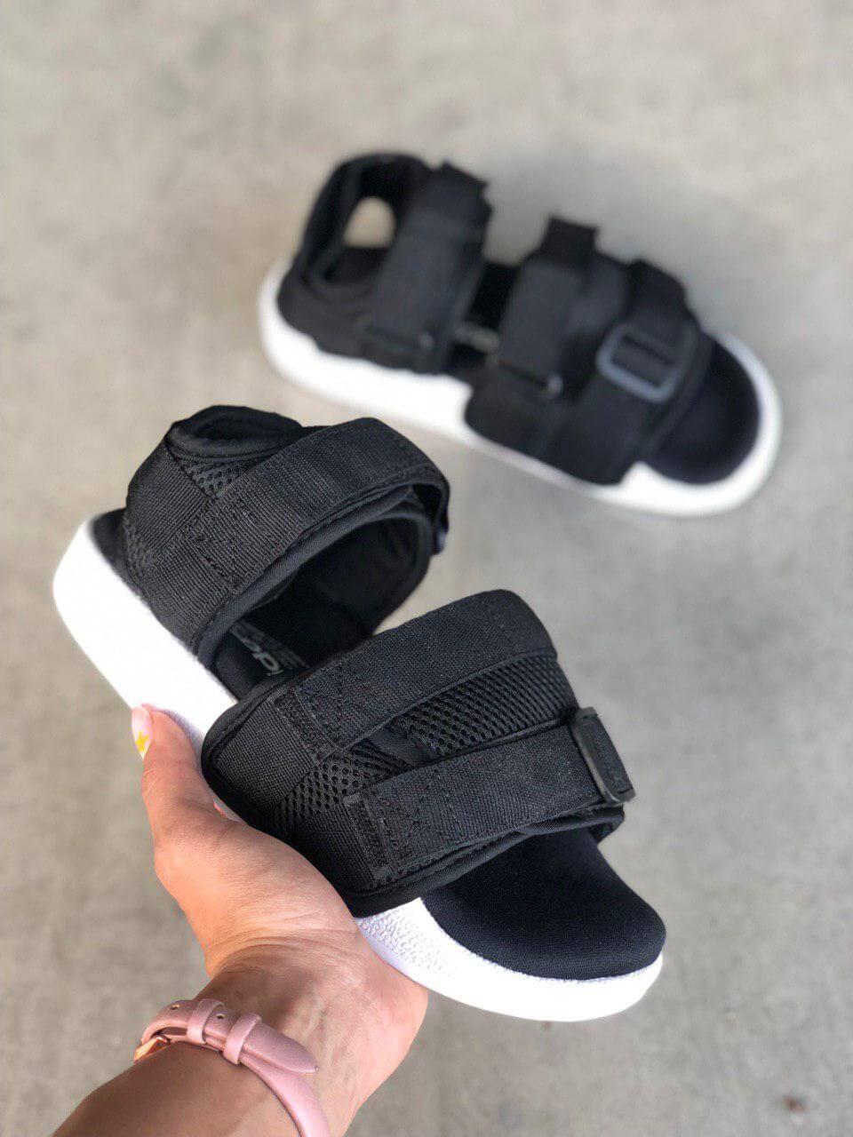 

Сандалии Adidas Adilette Black White (Адидас черного цвета на лето) женские и мужские размеры 40, Черный