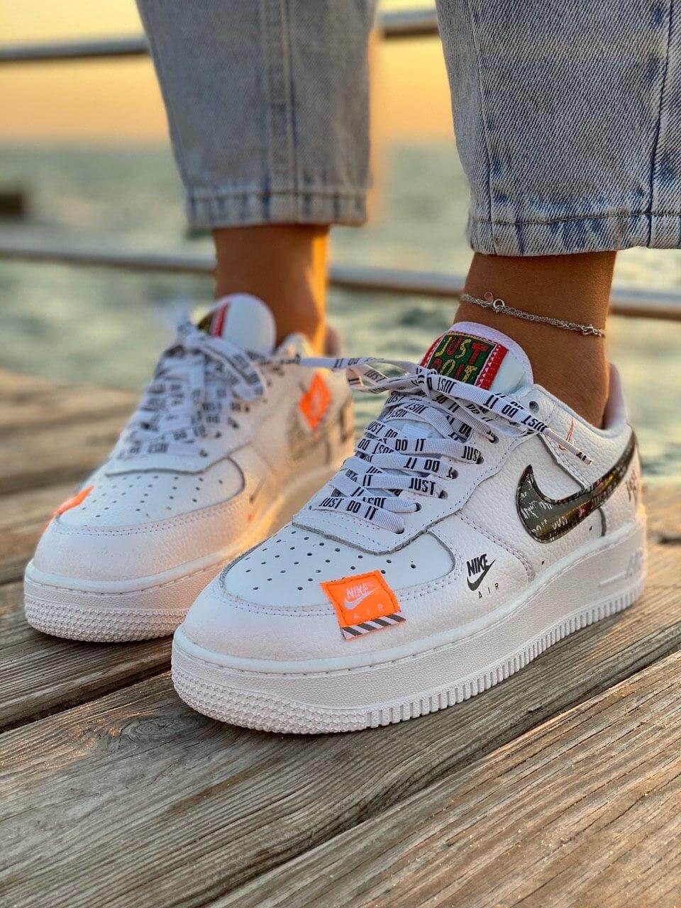 

Белые кроссовки Nike Air Force 1 Low Just Do It (Найк Аир Форс белые низкие кроссовки женские и мужские) 38, Белый