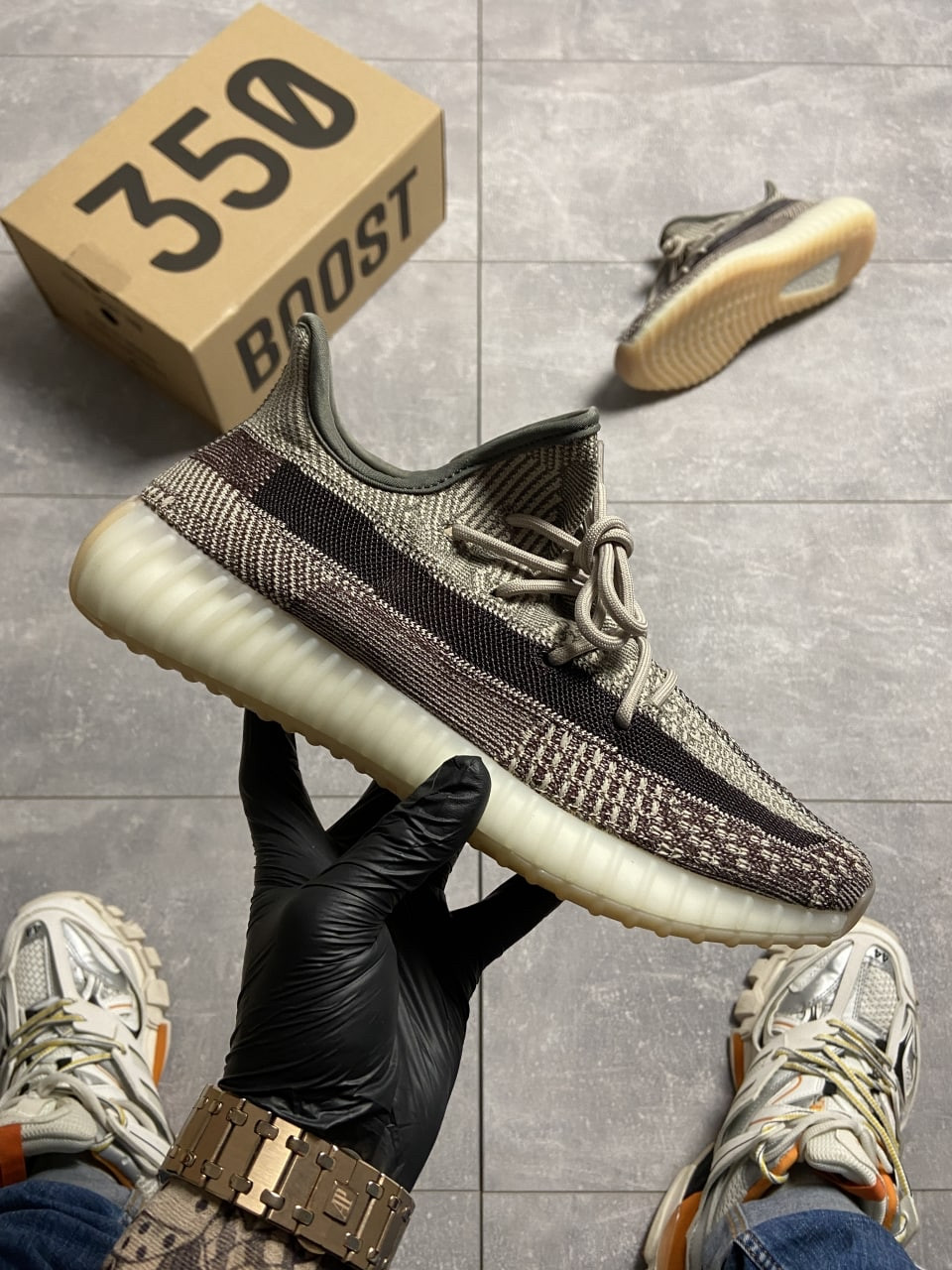 

Кроссовки Adidas Yeezy Boost 350 V2 Zyon 42, Разноцвет