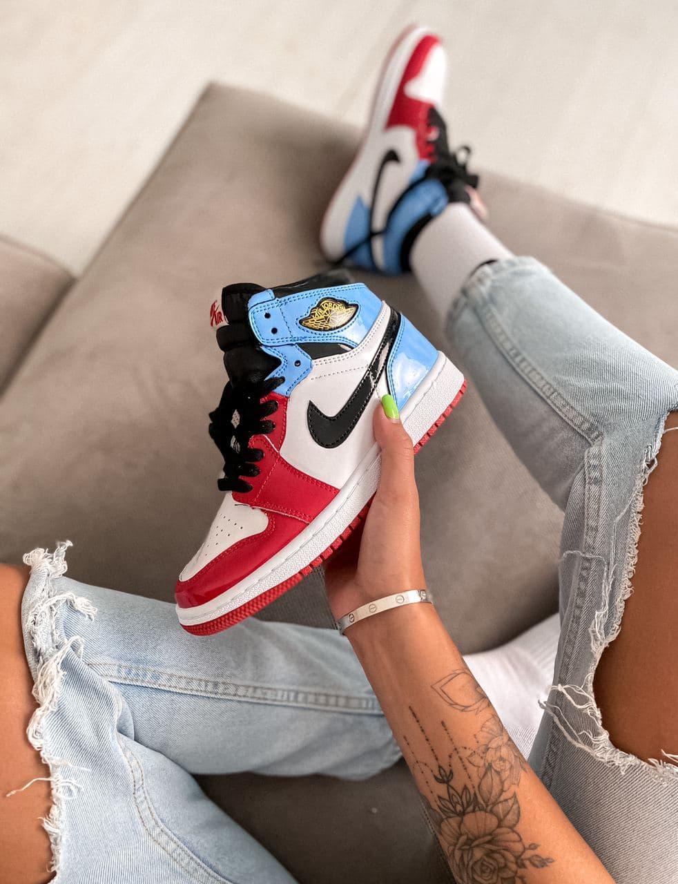 

Женские кроссовки Nike Air Jordan 1 Retro High Blue Red / Найк Аир Джордан 1 Ретро Высокие Синие Красные 38, Синий с красным