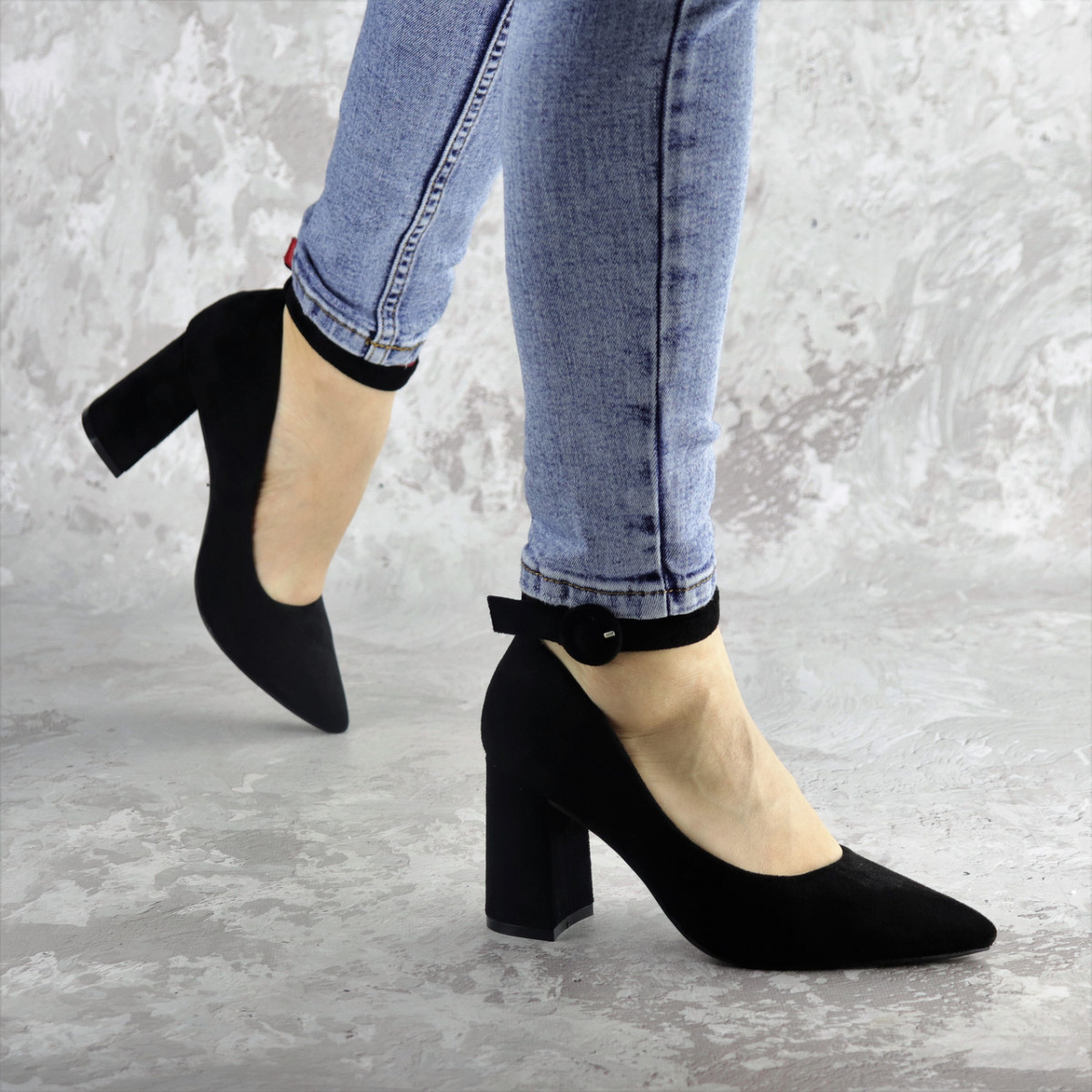 

Туфли женские Fashion Winsor 2442 36 размер 23,5 см Черный