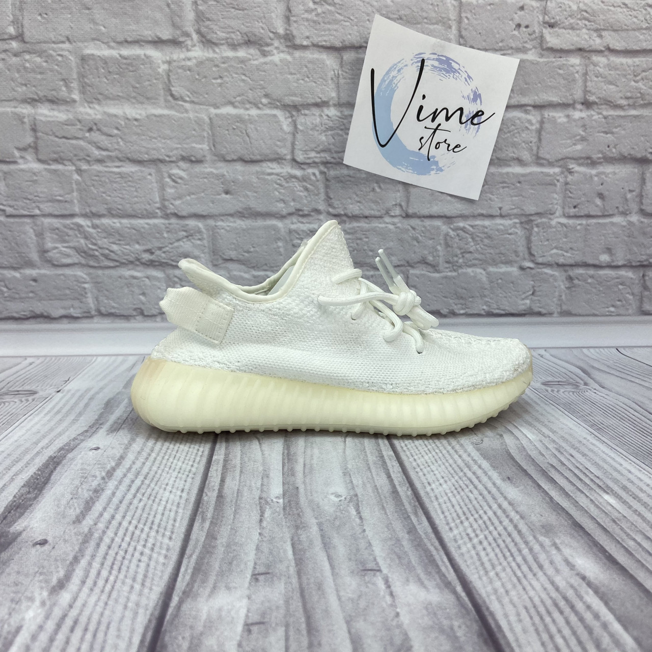 

Мужские кроссовки Yeezy Boost 350 V2 Triple White белые, Белый