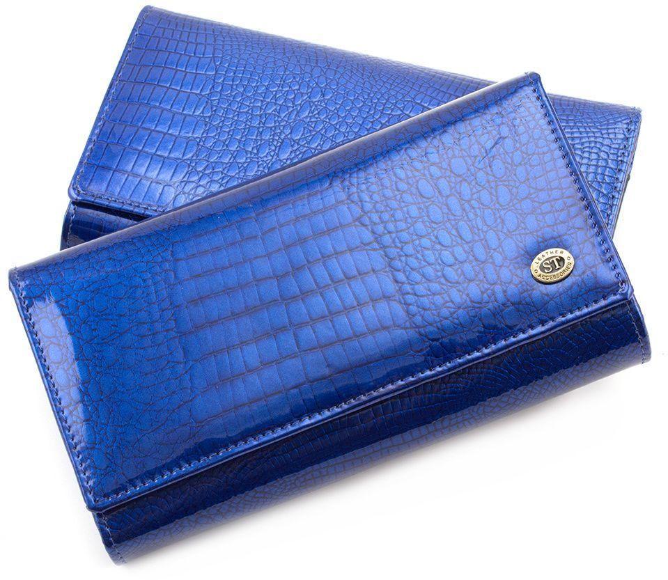 Жіночий лаковий гаманець з фіксацією на кнопку ST Leather