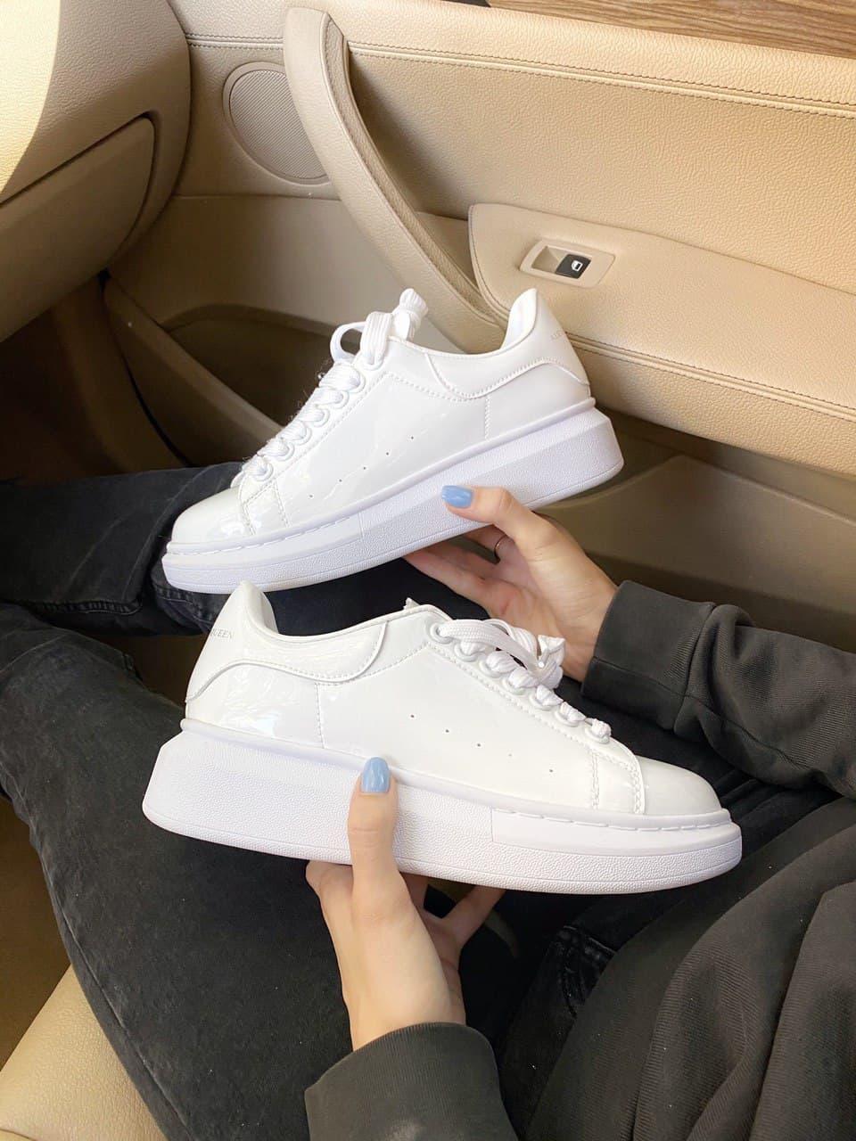 

Женские кроссовки в стиле Alexander McQueen White Patent(36-40р)