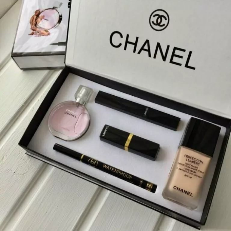 

Женский подарочный набор Chanel 5в1