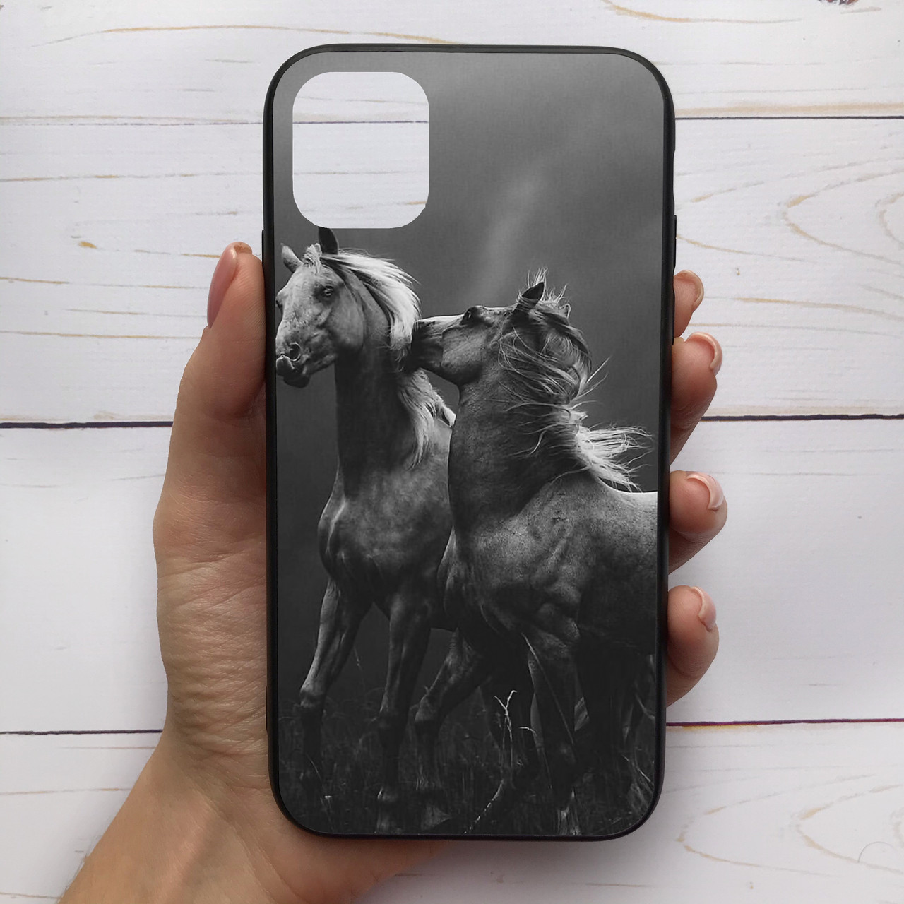 

Чехол Mood для iPhone 11 Pro с рисунком Лошади SKL68-288625, Разные цвета