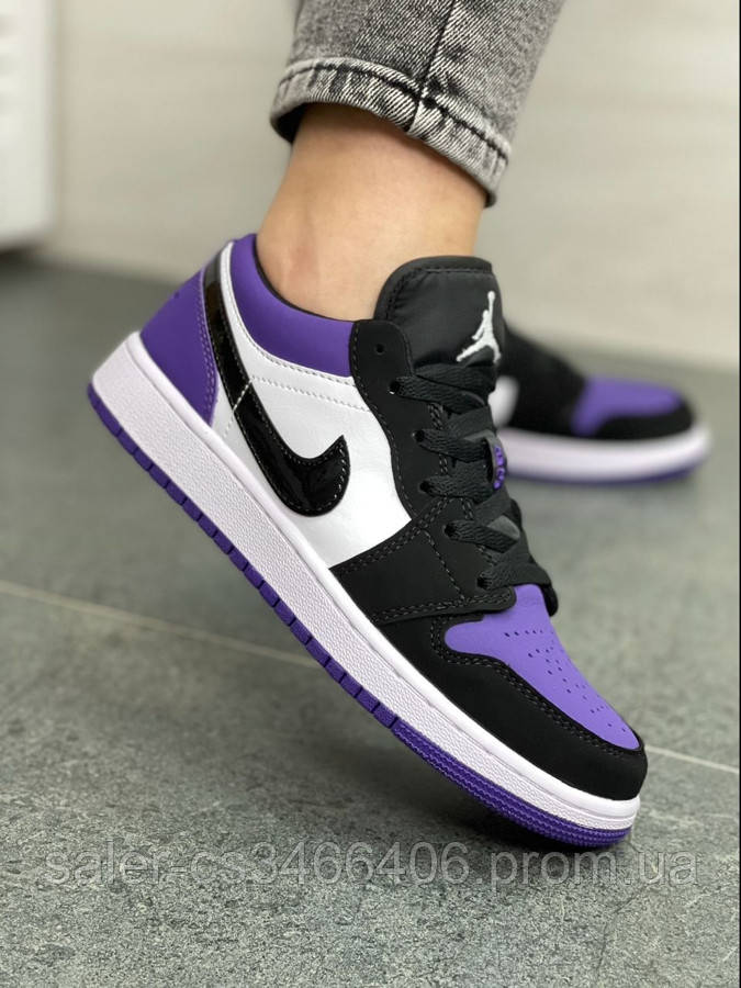 

Air Jordan 1 Low Purple