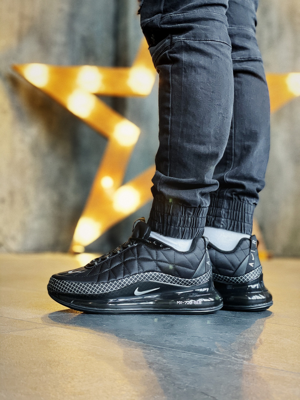 

Кроссовки мужские Nike Air Max 720 AM98 черные, Найк Аир Макс, плотная ткань, прошиты. Код Z-2036 45, Черный