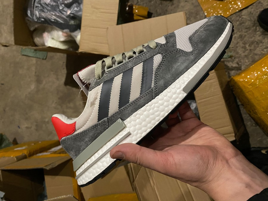 

Кроссовки мужские и женские адидас Adidas ZX 500 Grey (36) 43