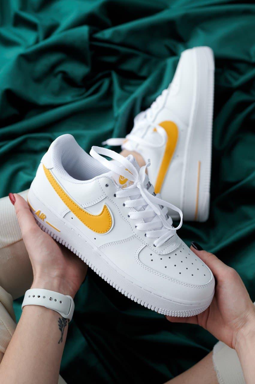 

Женские кроссовки Nike Air Force 1 White/Yellow, Найк Аир Форс 1