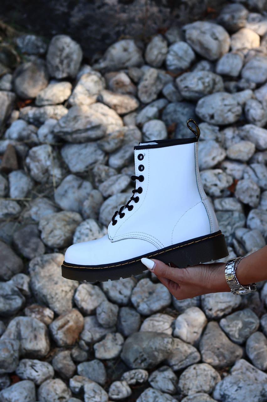 

Женские ботинки Dr. Martens White, Др. Мартинс 40