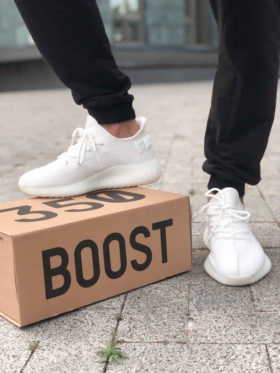 

Кроссовки Adidas Yeezy Boost 350 V2 Triple White, Адидас Изи Буст 350 40