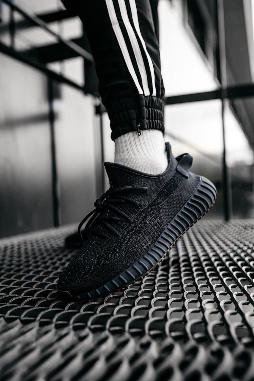 

Кроссовки Adidas Yeezy Boost Black, Адидас Изи Буст 42