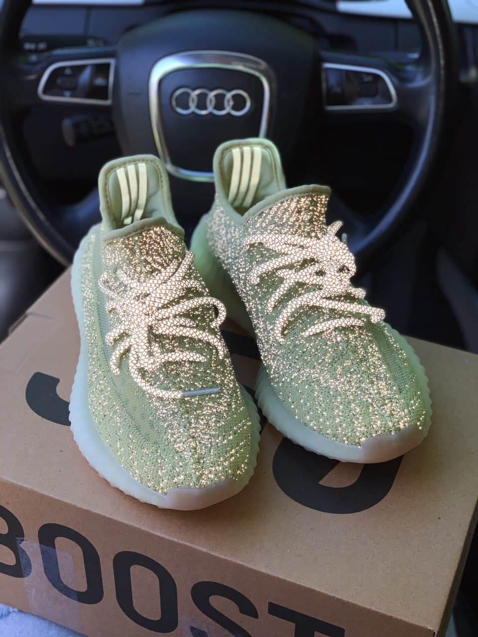 

Кроссовки Adidas Yeezy Boost 350 V2, Адидас Изи Буст 350 44
