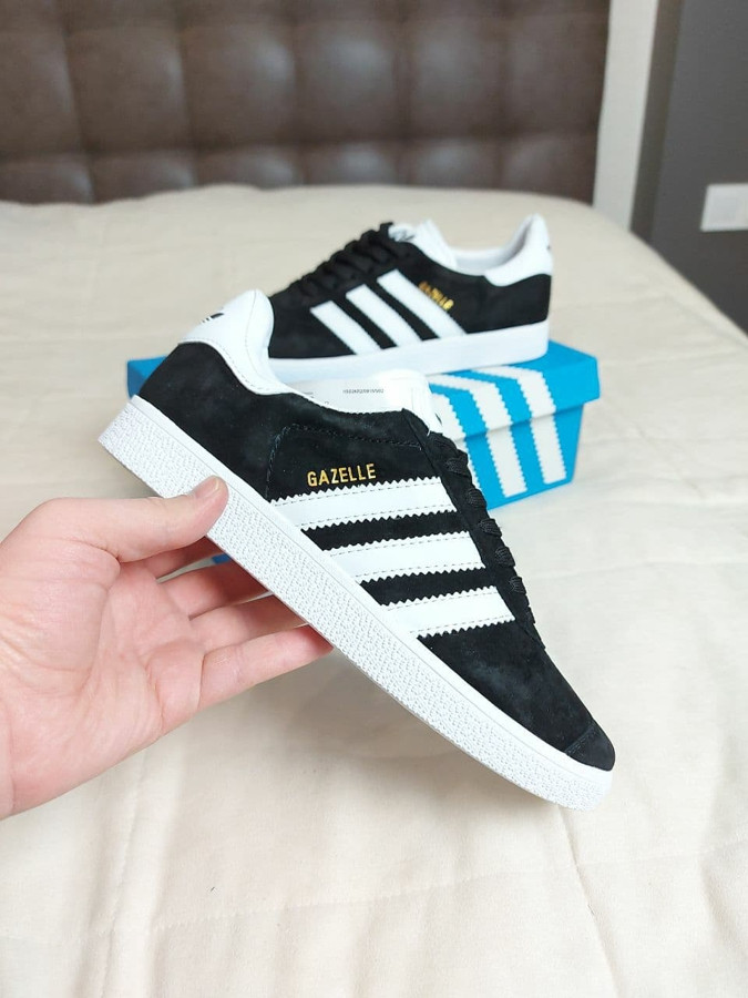 

Женские кроссовки Adidas Gazelle black 42 (26.5см.)