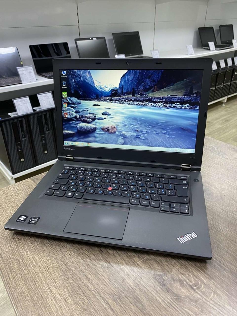 

Ноутбук Б/У Lenovo ThinkPad L440 / 14" (1366x768) TN / Intel Celeron 2950M (2 ядра по 2.0 GHz) / 4 GB DDR3L /